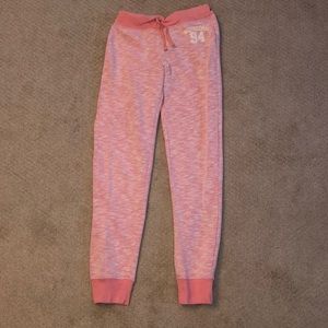 Girls 10-12 pink sweatpants.